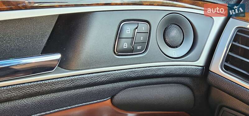 Седан Lincoln MKZ 2018 в Виннице