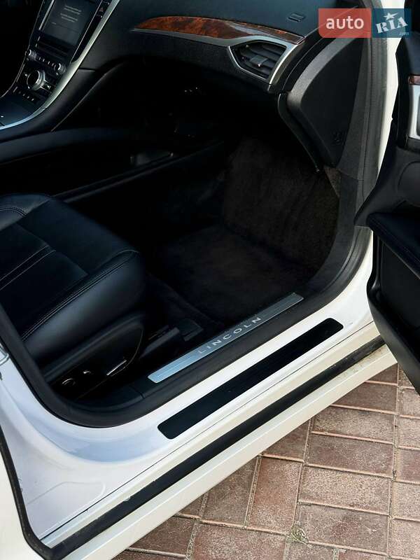 Седан Lincoln MKZ 2016 в Кропивницком фото 10 Седан Lincoln MKZ 2016 в Кропивницком
