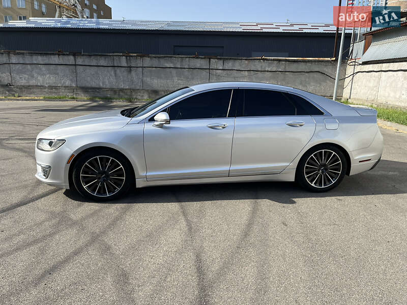 Седан Lincoln MKZ 2016 в Киеве