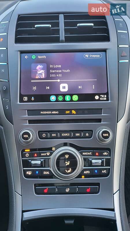 Седан Lincoln MKZ 2019 в Киеве