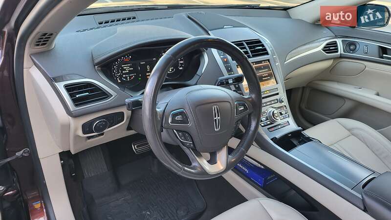 Седан Lincoln MKZ 2019 в Киеве