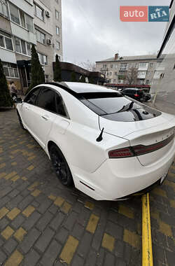 Седан Lincoln MKZ 2012 в Кременчуге