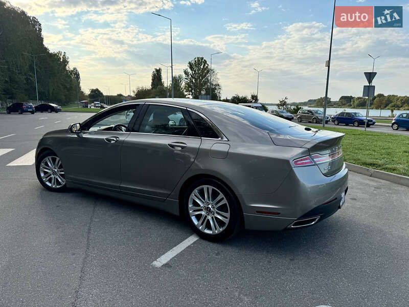 Седан Lincoln MKZ 2016 в Виннице