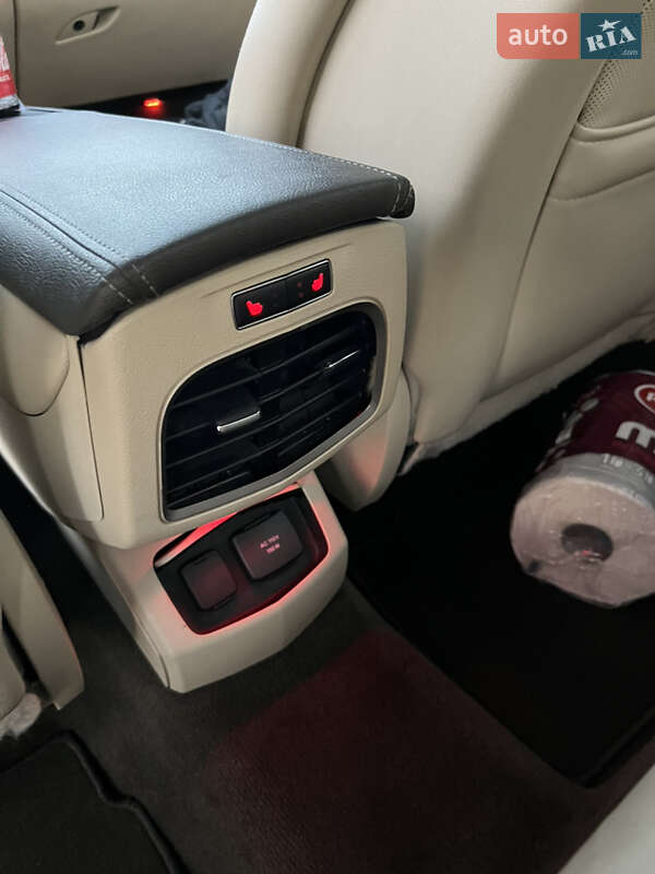 Седан Lincoln MKZ 2012 в Киеве