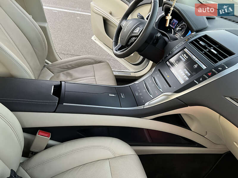 Седан Lincoln MKZ 2012 в Киеве