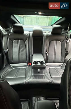 Седан Lincoln MKZ 2020 в 