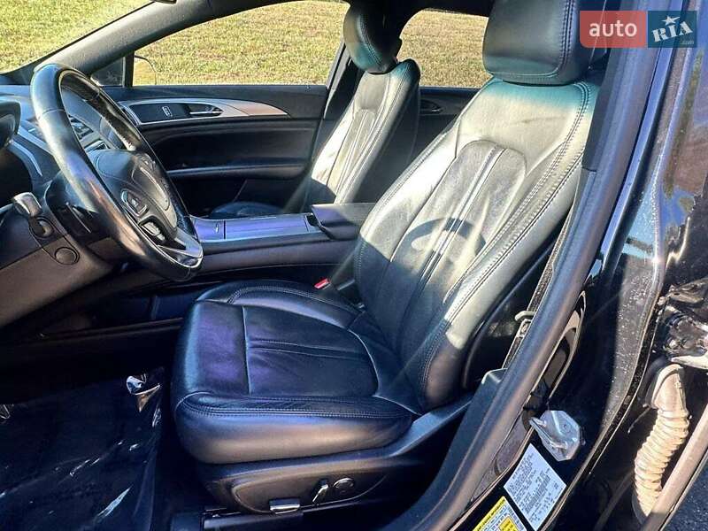 Седан Lincoln MKZ 2017 в Львове