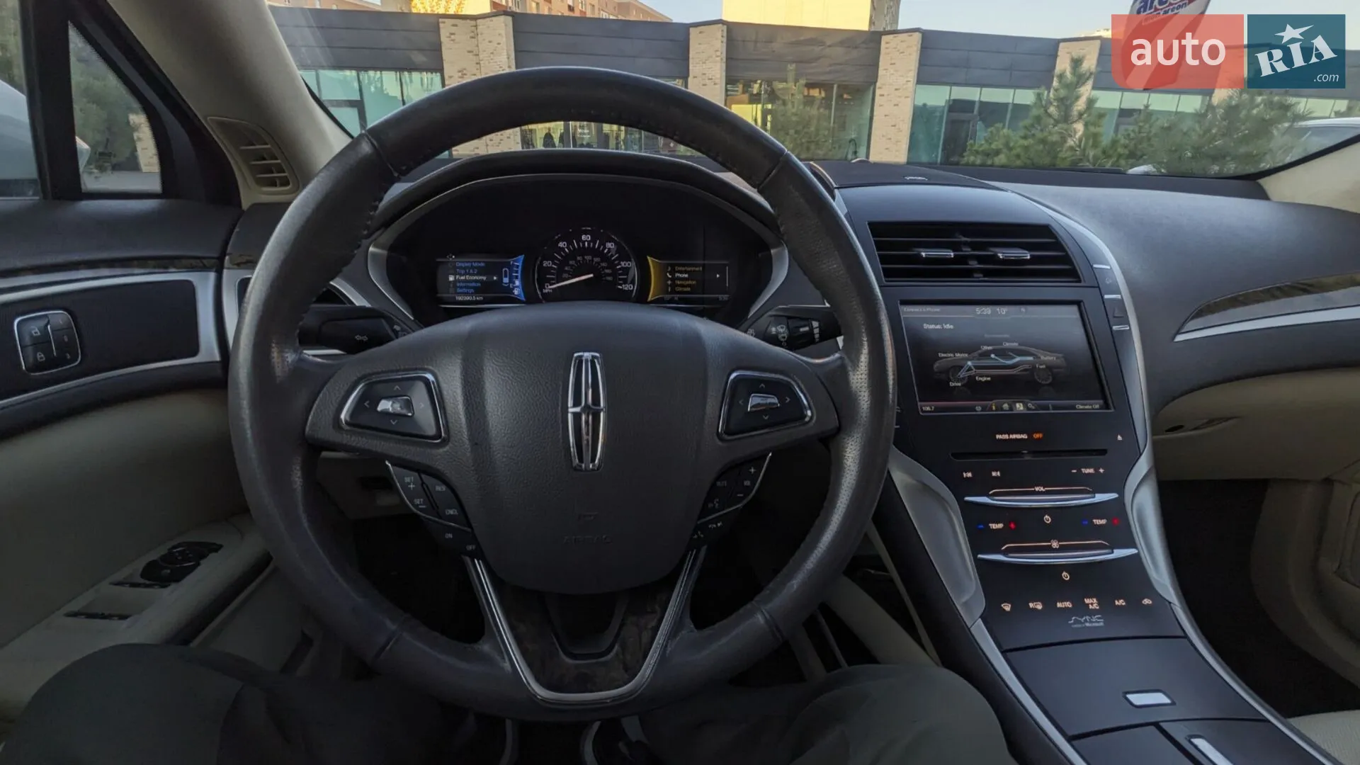 2014 Lincoln MKZ - мініатюра 9
