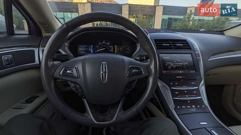 Седан Lincoln MKZ 2014 в Хмельницькому