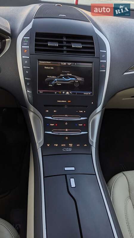 Седан Lincoln MKZ 2014 в Хмельницькому
