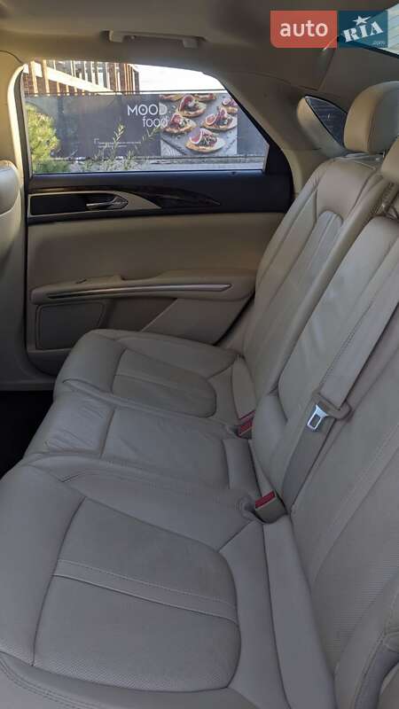 Седан Lincoln MKZ 2014 в Хмельницькому