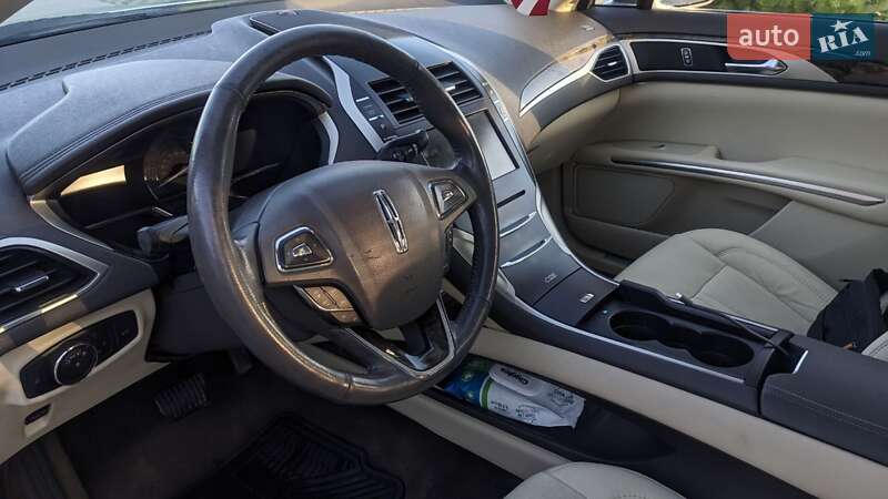Седан Lincoln MKZ 2014 в Хмельницькому