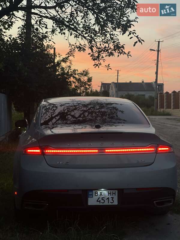 Седан Lincoln MKZ 2014 в Хмельницькому