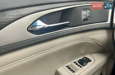 Седан Lincoln MKZ 2017 в 