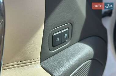 Седан Lincoln MKZ 2012 в 