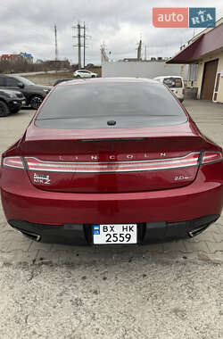 Седан Lincoln MKZ 2014 в 