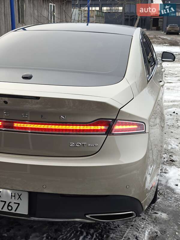 Седан Lincoln MKZ 2017 в Хмельницком
