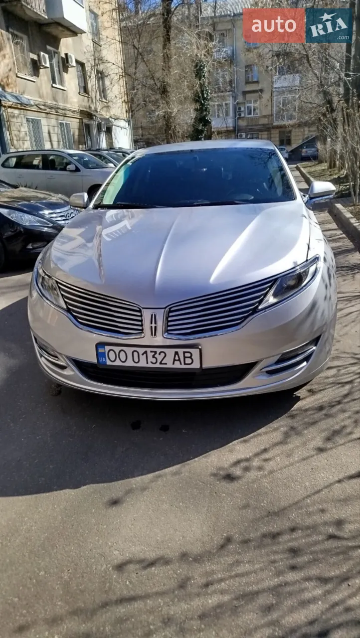 2016 Lincoln MKZ - мініатюра 18