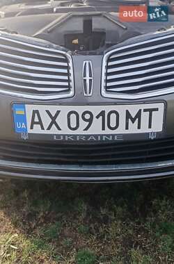 Седан Lincoln MKZ 2014 в 