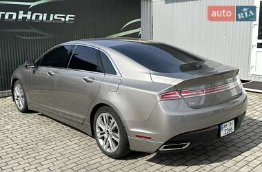 Седан Lincoln MKZ 2014 в 