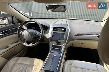 Седан Lincoln MKZ 2014 в 