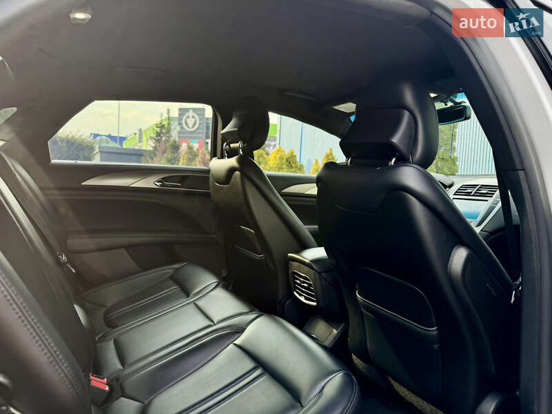 Седан Lincoln MKZ 2017 в Києві