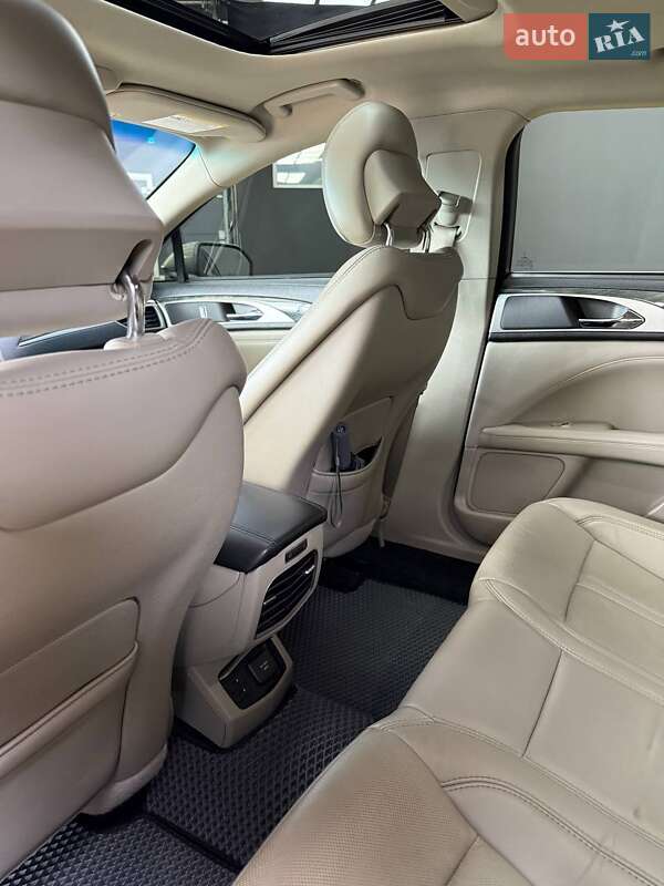 Седан Lincoln MKZ 2016 в Днепре