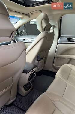 Седан Lincoln MKZ 2016 в 