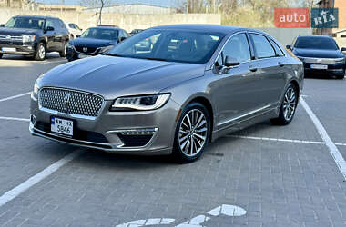 Седан Lincoln MKZ 2019 в 