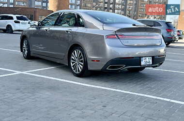 Седан Lincoln MKZ 2019 в 