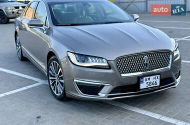 Седан Lincoln MKZ 2019 в 