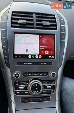 Седан Lincoln MKZ 2019 в 