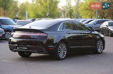 Седан Lincoln MKZ 2016 в 