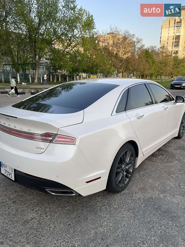 Седан Lincoln MKZ 2013 в Одессе