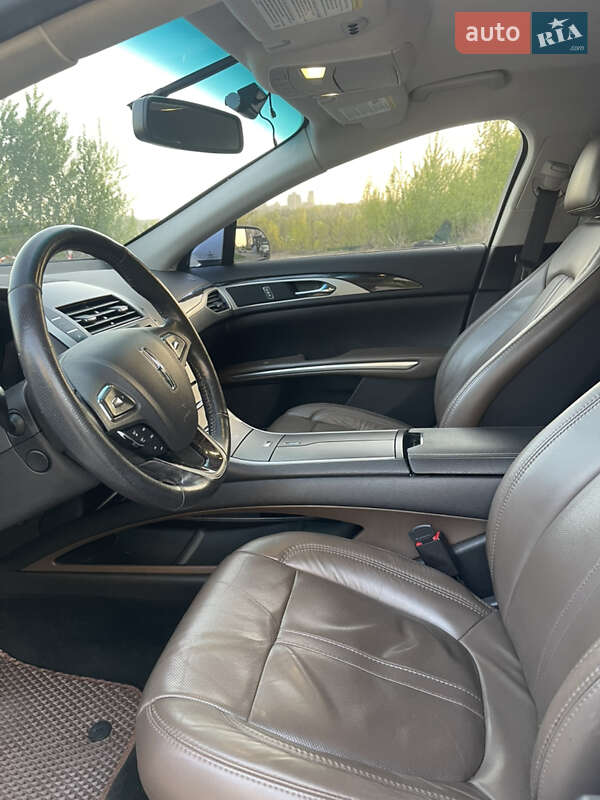 Седан Lincoln MKZ 2013 в Одессе