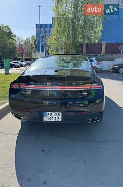 Седан Lincoln MKZ 2016 в 