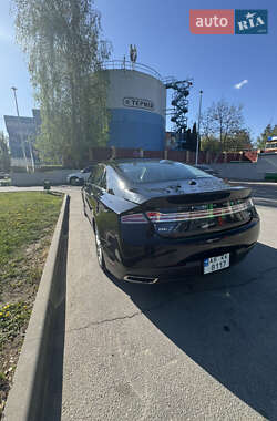 Седан Lincoln MKZ 2016 в 