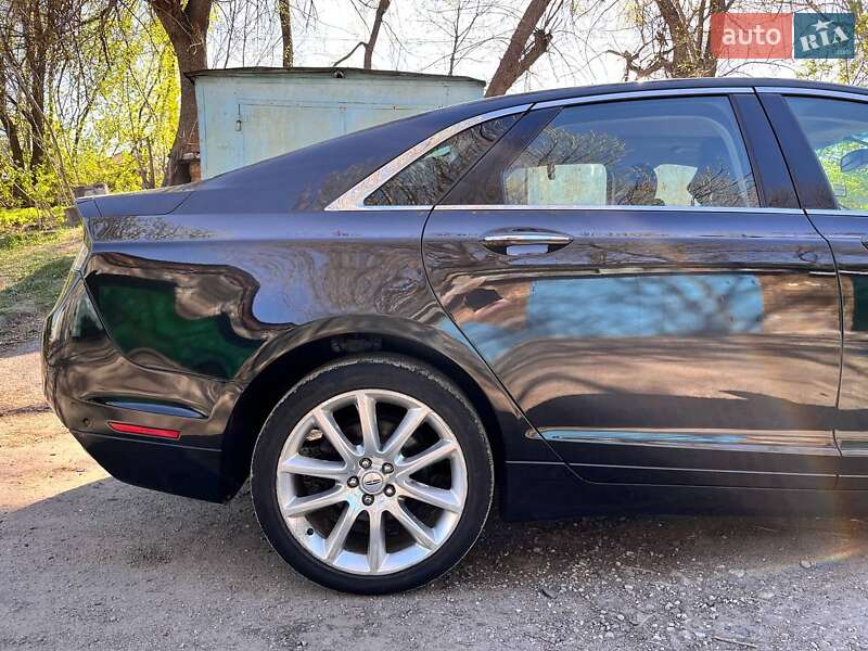 Седан Lincoln MKZ 2014 в Каменском