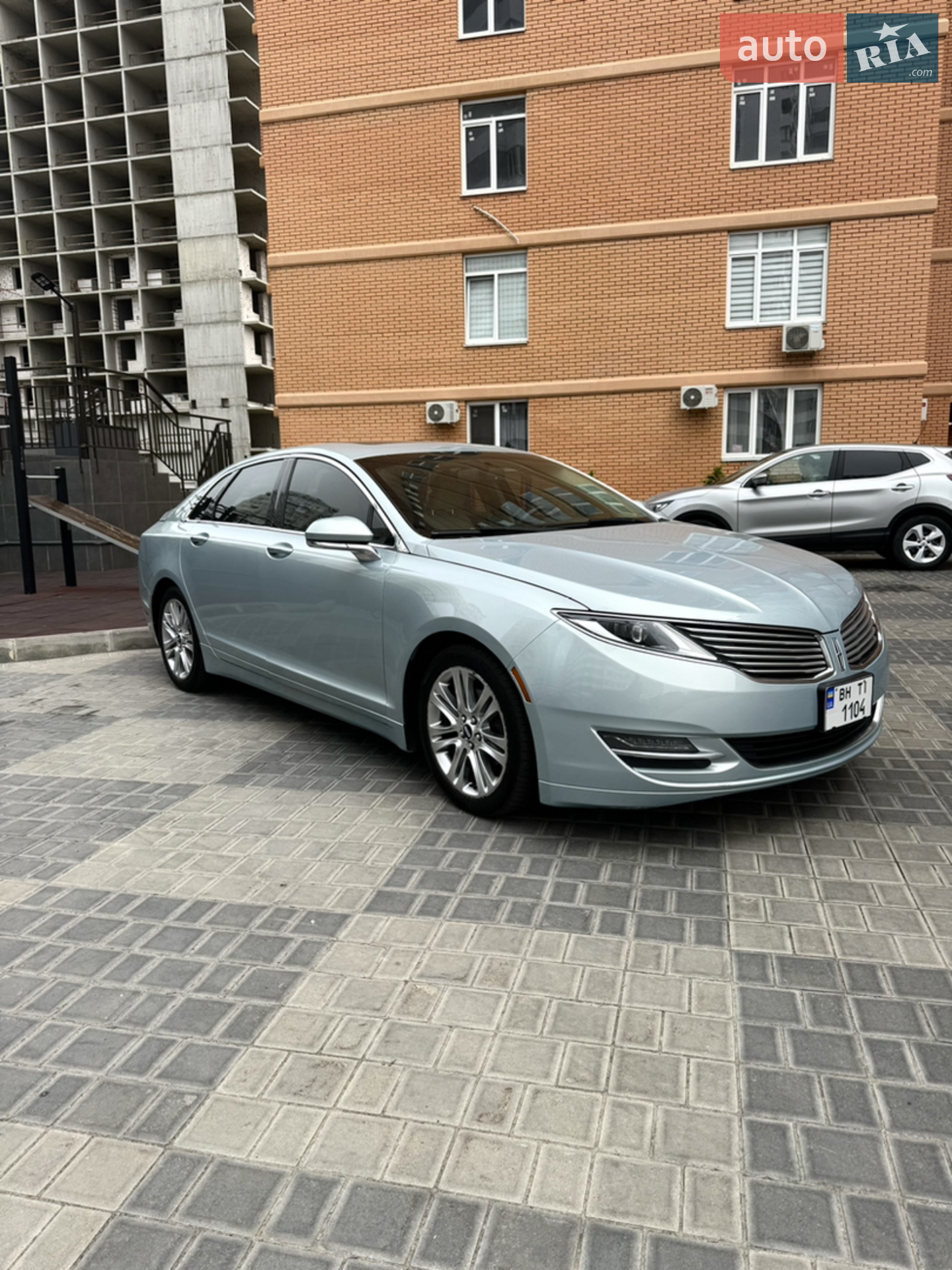 2014 Lincoln MKZ - мініатюра 3