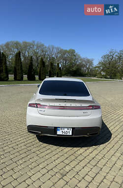Седан Lincoln MKZ 2019 в 