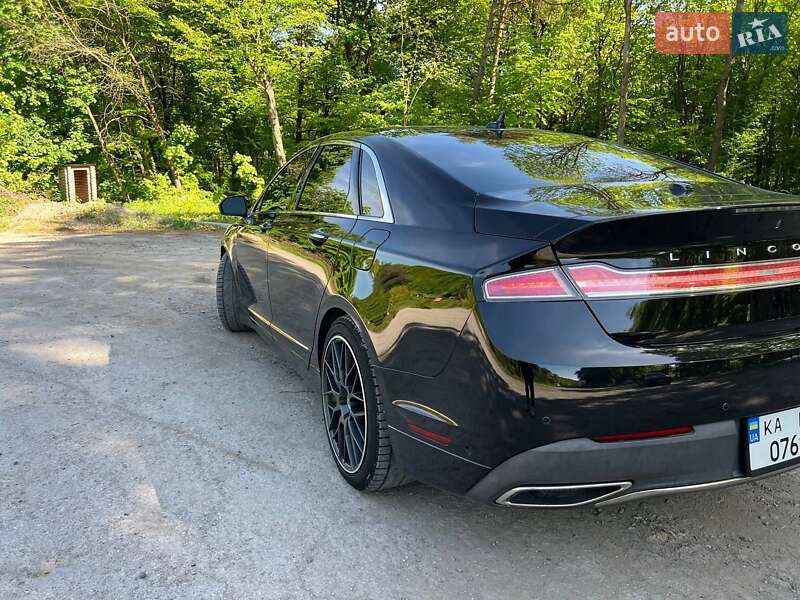 Седан Lincoln MKZ 2016 в Бережанах