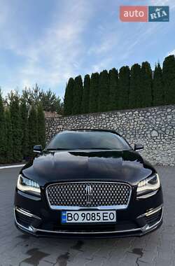 Седан Lincoln MKZ 2016 в Подволочиске