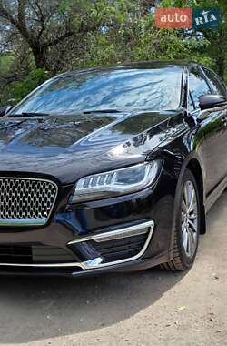 Седан Lincoln MKZ 2019 в Каменском
