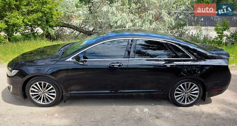 Седан Lincoln MKZ 2019 в Каменском