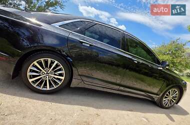 Седан Lincoln MKZ 2019 в Каменском