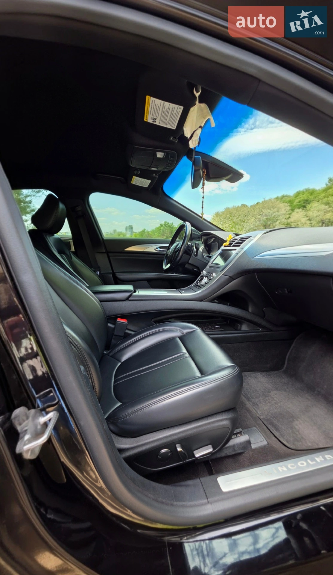 2019 Lincoln MKZ - мініатюра 13