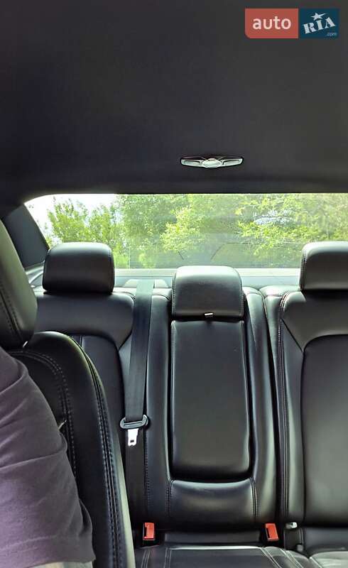 Седан Lincoln MKZ 2019 в Каменском