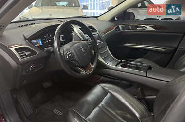 Седан Lincoln MKZ 2013 в 