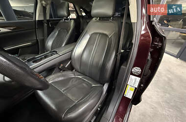 Седан Lincoln MKZ 2013 в 