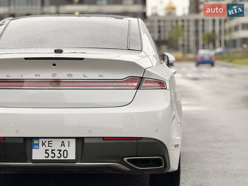 Седан Lincoln MKZ 2017 в Києві
